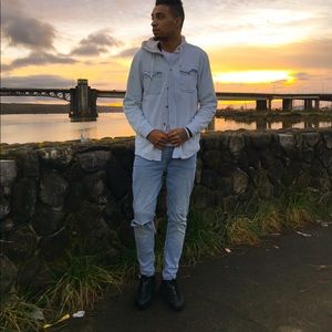 Meet your Posher, Rayyon